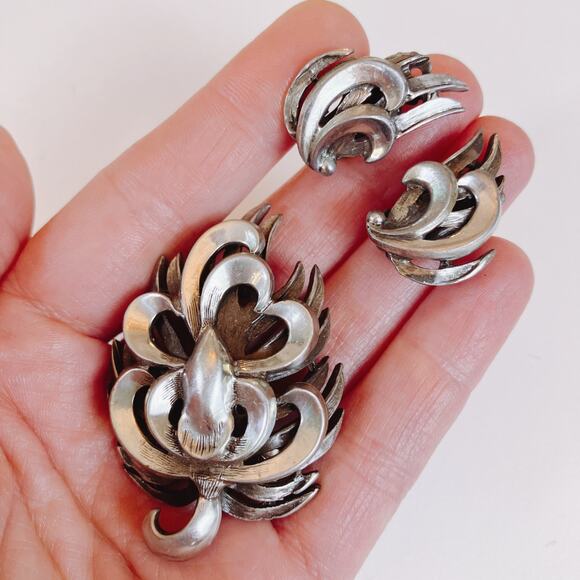 VTG Mid Century 44g Silver Brooch Earrings Set Layered Modernist 50s Jewelry - Picture 2 of 10